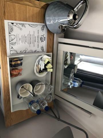 Prince Of Wales Marlow エクステリア 写真